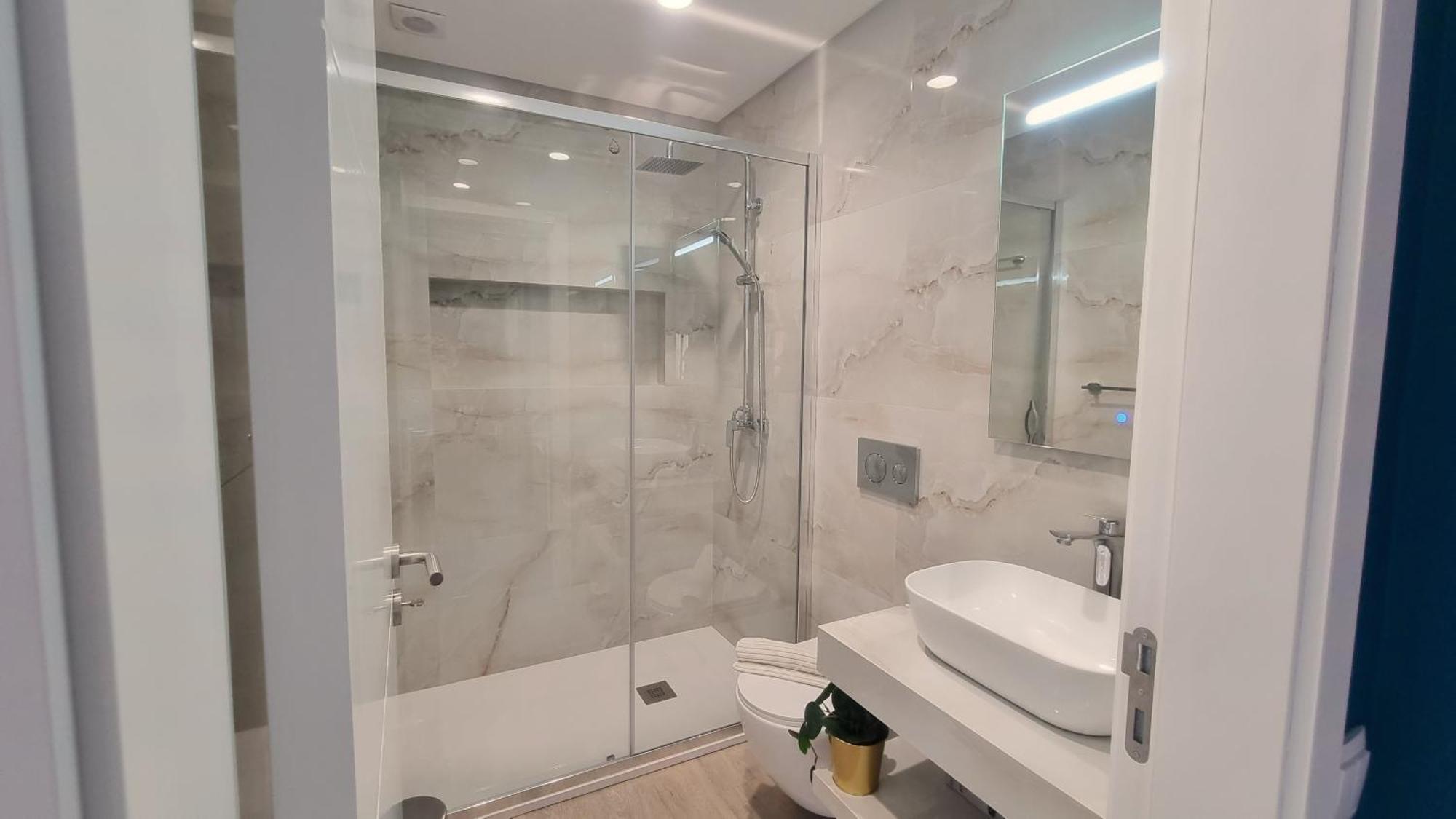 Afonso Galo Guest Apartments IV ألمادا المظهر الخارجي الصورة